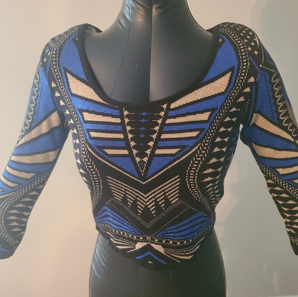 Forever 21 Knit CropTop Black Blue Size Medium